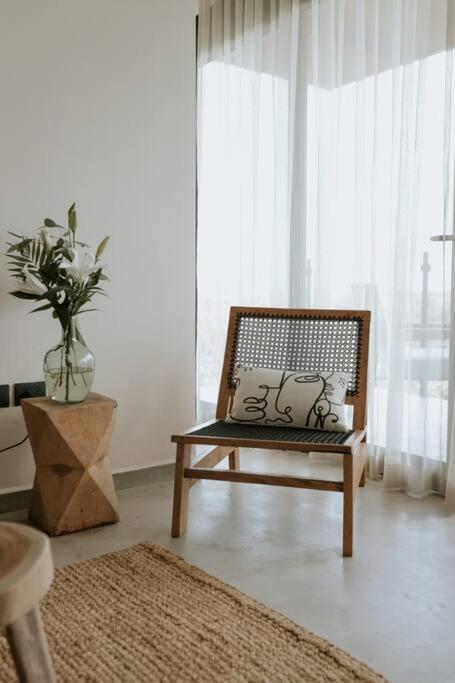 Cute Boho Penthouse 2 Bedroom *