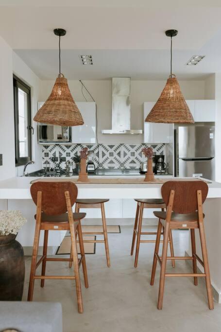 Cute Boho Penthouse 2 Bedroom Appartamento *